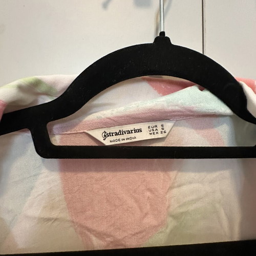 Stradivarius Cropped Shirt like new, colorful, size S