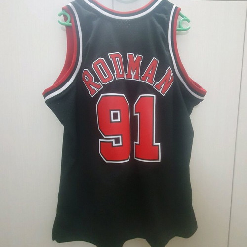 Mitchell & Ness Dennis Rodman Chicago Bulls jersey new, collectible