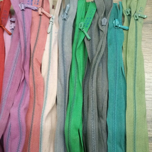 50 pcs metal zippers ZAMA 30 cm