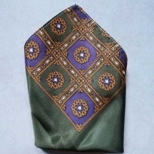Pocket square used, green, 24.5 x 21.5 cm