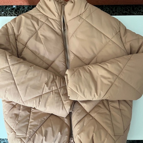 Admiral jacket size M beige quilted puffer like new