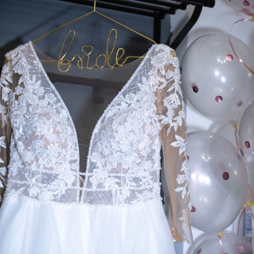 Wedding dress like new with hoop skirt and veil, size L-XL from Atelier Marina Galani