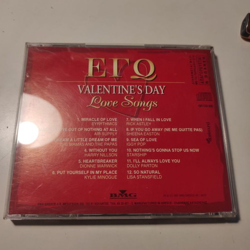 Valentine's Day Love Songs CD like new, pop collection