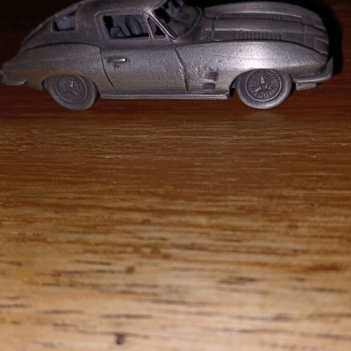 Corvette String Rey miniature made of tin new
