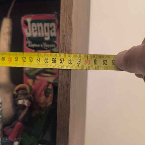 Wooden shelf with 5 shelves like new