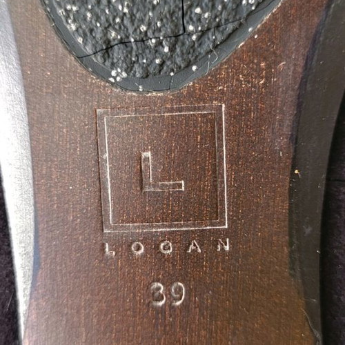 Logan pumps used, Italian leather suede, size 39, black