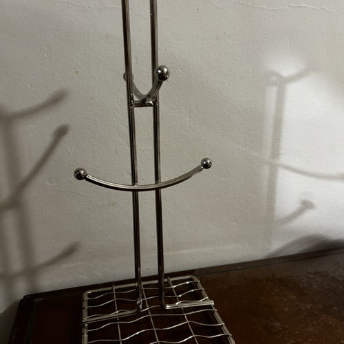 Metal Mug Holder like new