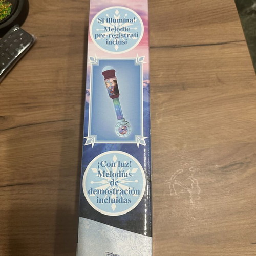 Frozen microphone used, with light
