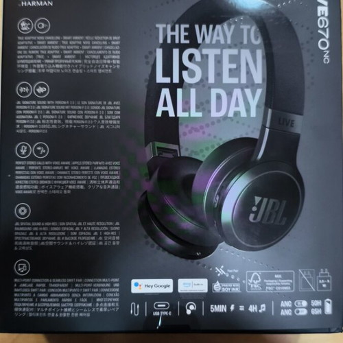JBL Live 670NC wireless headphones new