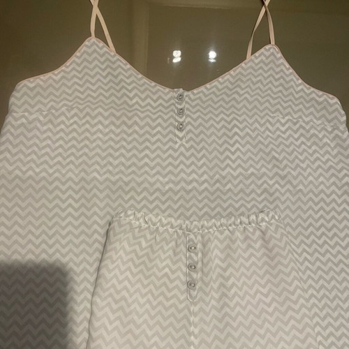 Women's pajamas like new, size S, white and gray