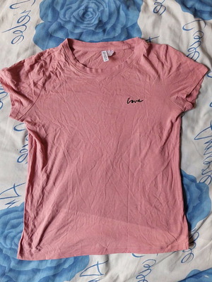 H&M women's t-shirt pink like new, size XS
