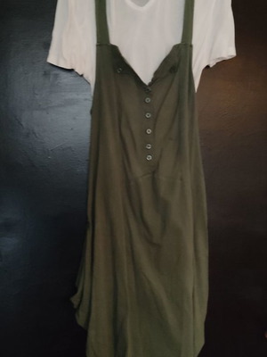 Women's dresses