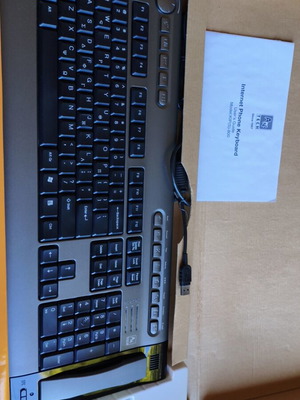 A4Tech KIP-800 IP-Talky клавиатура с слушалка и контрол на звука, нова