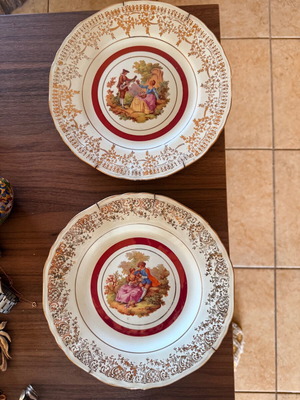 Vintage decorative plates set of 2, 23cm diameter, new