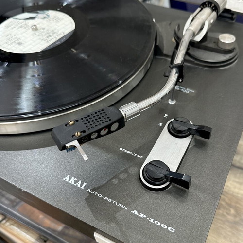 Akai AP100C turntable used, fully functional with cartridge and needle