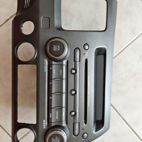 Honda Civic Sedan factory radio CD 6-disc changer used with fascia 2006-2011