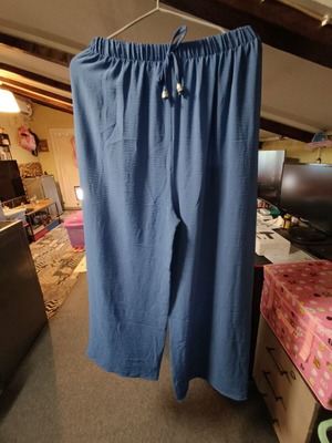 Flowy women's pants like new, blue ciel, elastic waist with drawstring