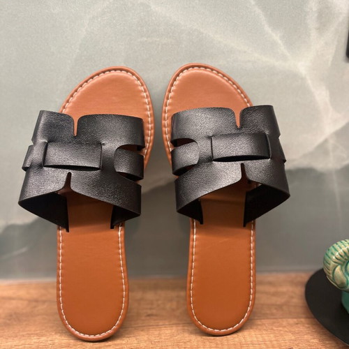 Flat sandals size 37 new, black with brown sole