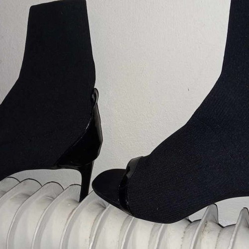 Zara women's shoes size 40 used, black sock style