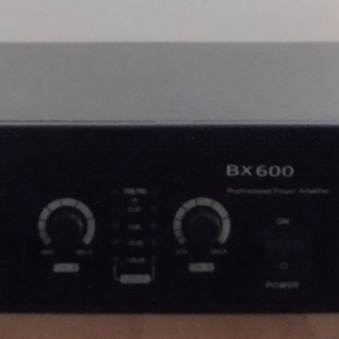 Professional audio equipment used, 12 Master Audio speakers, 3 amplifiers, mixer