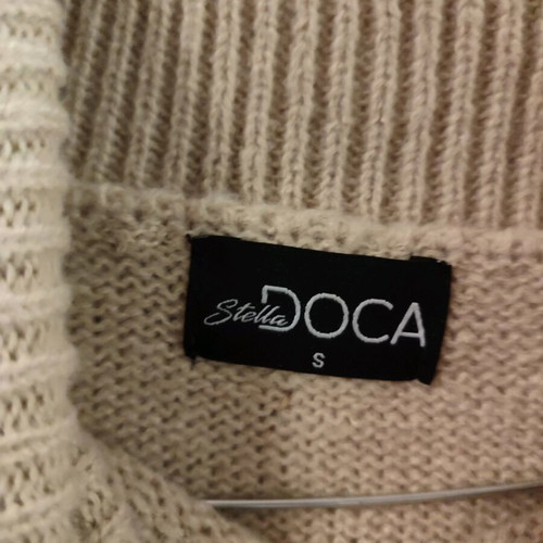 Doca knitted sweater like new, beige with fuchsia details, size S