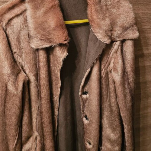 Women's reversible mouton coat new, size L-XL
