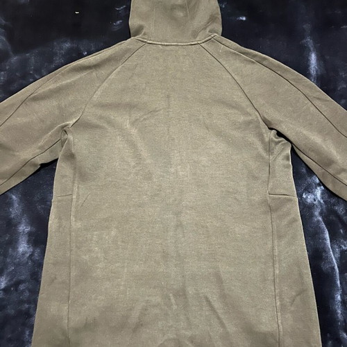 Puma jacket like new, size M, black
