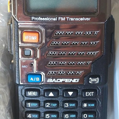 VHF/UHF Transceiver 5W new