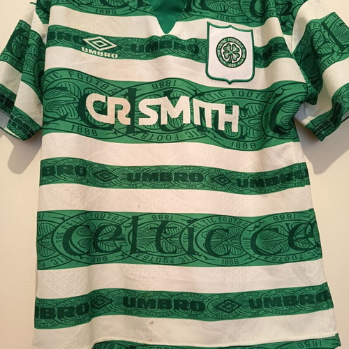 Celtic 1995-1996 kids jersey like new, signed