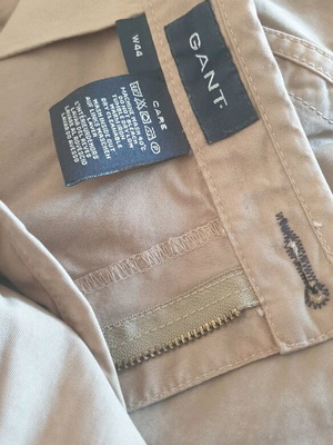 GANT bermuda like new, size 44, green