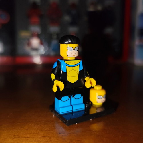 Invincible Mark Grayson minifigure with base and extra head
