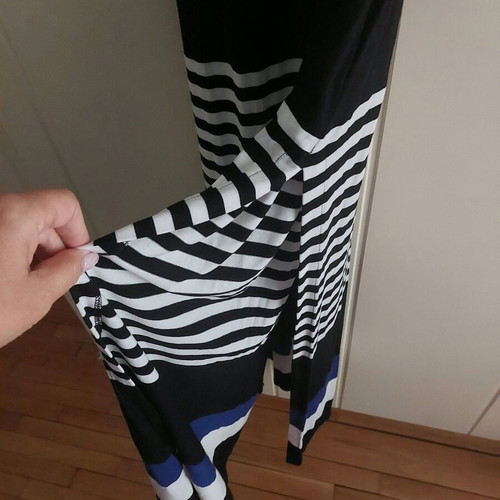 Elastic maxi cotton dress like new, size XS/S, black and white