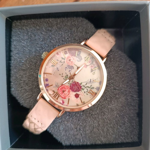 Bijou Brigitte quartz watch like new, women's