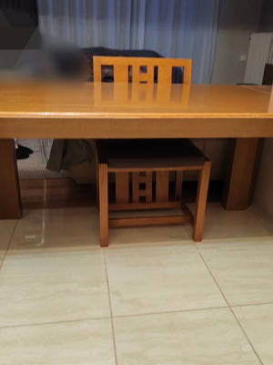 Silvestridis solid wood dining table with 6 chairs used