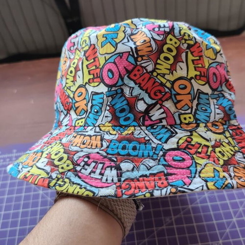 Bucket hat like new, white and multicolor, size S/M