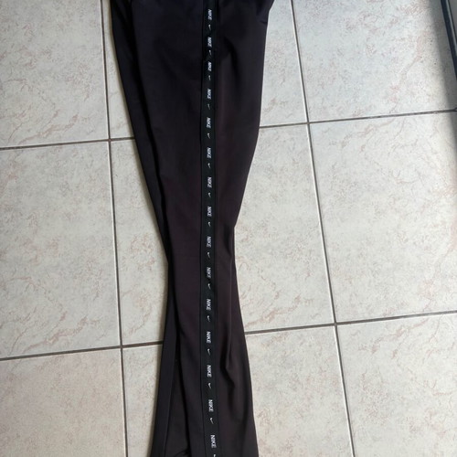 Nike women's leggings used, size S, black