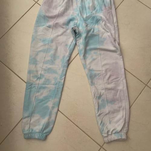 Colorful sleeveless tracksuit like new, size M