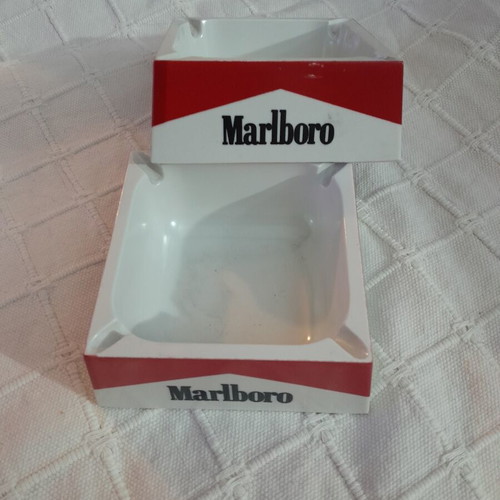 Marlboro ashtray set vintage, like new