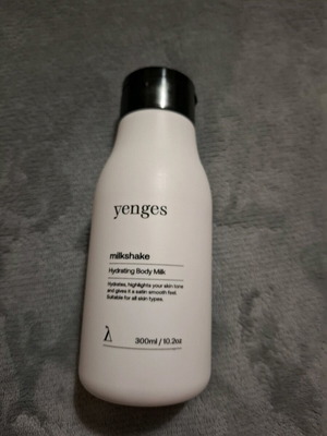 Yenges Milkshake Hydrating Body Milk new, scented body lotion