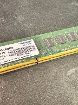 Patriot PC3 12800 CL11 8GB used, 2 pieces