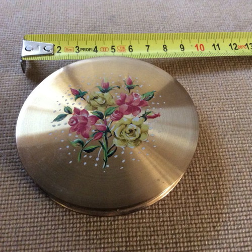 Art Deco style powder compact used without inner mirror