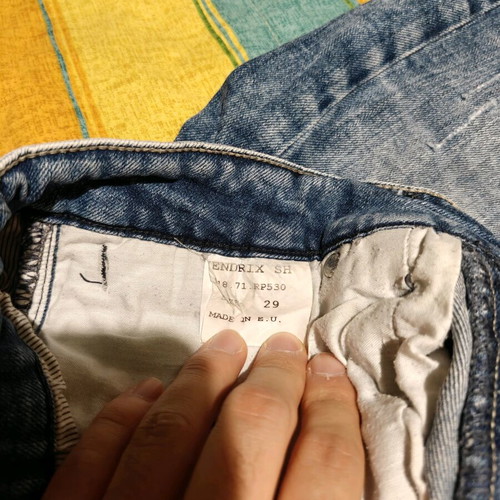 Pull & Bear Red Spot Jean Shorts used, size 29, blue