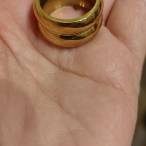 Gold ring stainless steel new, size 9