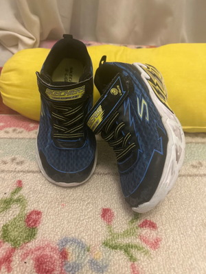 Παπούτσια Skechers παιδικά με φωτάκια μεταχειρισμένα, μπλε, νούμερο 31