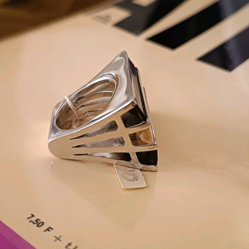 SILVER RING WITH ONYX