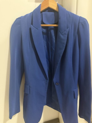 Blue Roua Blazer one size like new