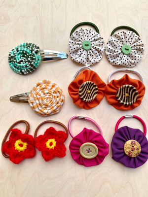 Hair ties and clips with large cotton flowers, pack of 10, new