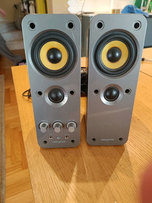 Creative GigaWorks T20 Series external speakers like new