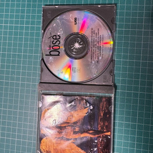 Bose Bajo el signo de Caín CD used