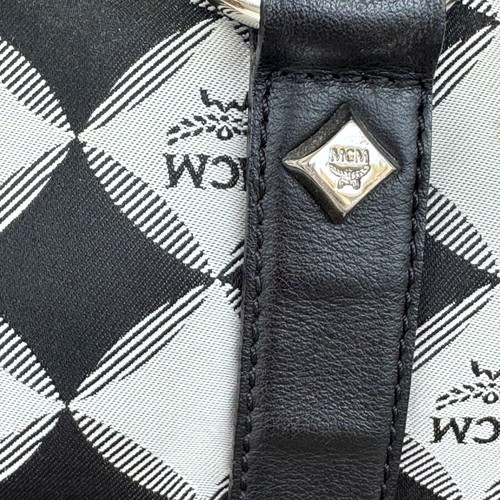 MCM bag and trench coat like new, black and white